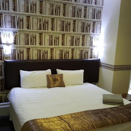 Portsmouth Budget Hotels - All Rooms Are En-Suite Kültér fotó